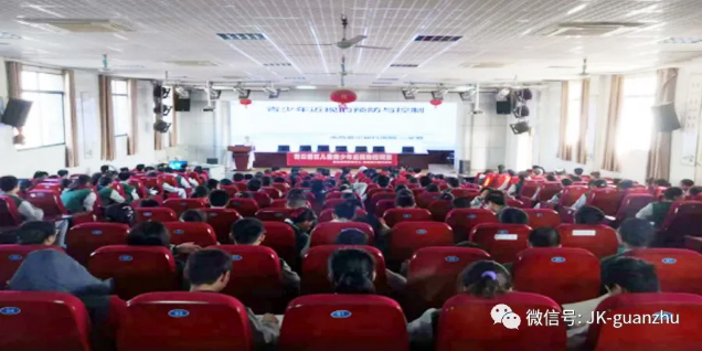 青云谱区开展青少年近视防控宣讲进校园
