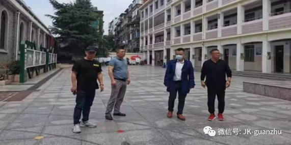 西湖区开展学校及幼托机构春夏季疫情防控帮扶指导暨查验预防接种证工作督导检查