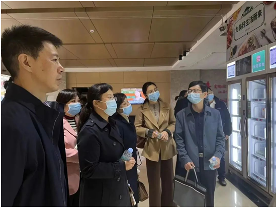 江西省计生协在南昌市调研避孕药具人工智能发放工作